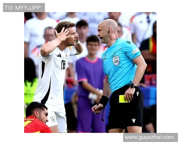 英超焦点战那不勒斯平巴黎圣日耳曼争议判罚引发全场热议